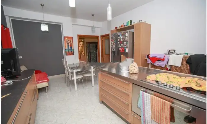 Rexer-Monreale-Vendesi-appartamento-in-strada-provinciale-a-Monreale-Cucina