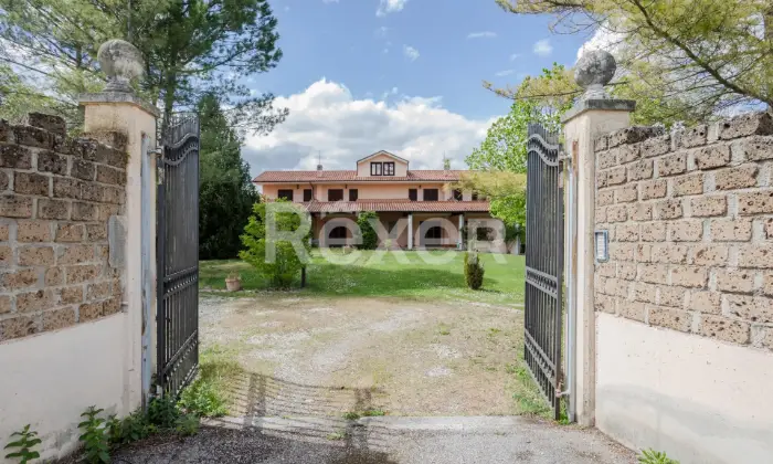 Rexer-Sulmona-Villa-in-campagna-ESTERNO