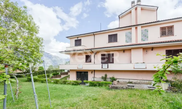 Rexer-Sulmona-Villa-in-campagna-ESTERNO