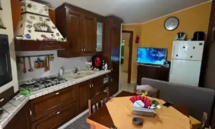 Rexer-Santo-Stefano-di-Camastra-Vendesi-appartamento-in-contrada-bucalino-Santo-Stefano-di-Camastra-Cucina