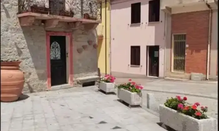 Rexer-Trinit-dAgultu-e-Vignola-Casa-centralissima-in-vendita-a-Trinit-dAgultu-e-Vignola-SS-INGRESSO