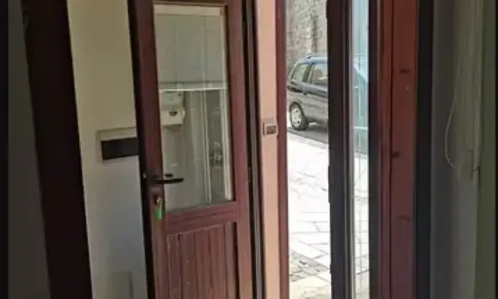 Rexer-Trinit-dAgultu-e-Vignola-Casa-centralissima-in-vendita-a-Trinit-dAgultu-e-Vignola-SS-INGRESSO