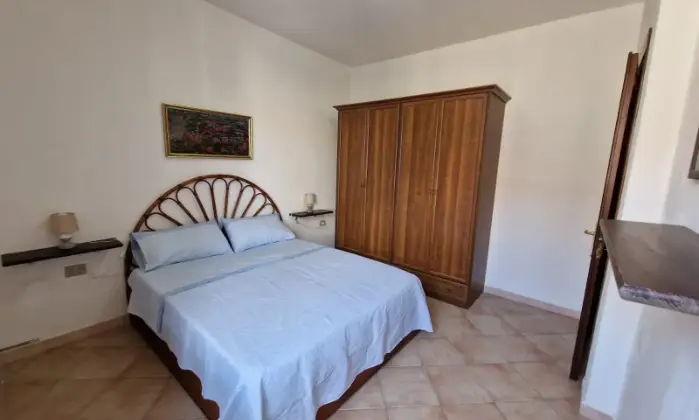 Rexer-Trinit-dAgultu-e-Vignola-Casa-centralissima-in-vendita-a-Trinit-dAgultu-e-Vignola-SS-CAMERE-DA-LETTO