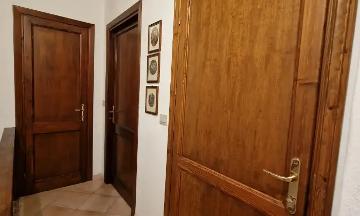 Rexer-Trinit-dAgultu-e-Vignola-Casa-centralissima-in-vendita-a-Trinit-dAgultu-e-Vignola-SS-INGRESSO