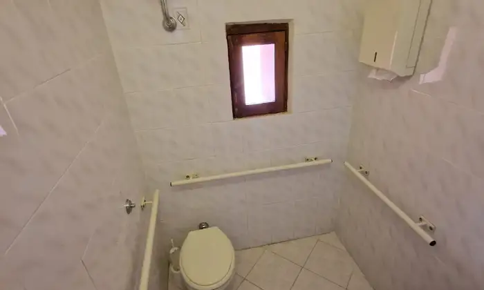Rexer-Trinit-dAgultu-e-Vignola-Casa-centralissima-in-vendita-a-Trinit-dAgultu-e-Vignola-SS-BAGNI