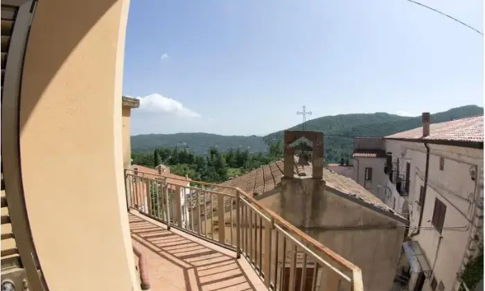 Rexer-Filignano-Casa-di-paese-in-vendita-in-via-Collemacchia-Filignano-Terrazzo