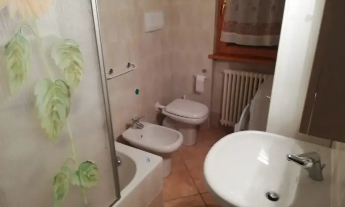 Rexer-Selvino-Vendesi-appartamento-a-Selvino-Bagno