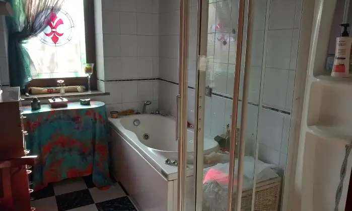 Rexer-Alessandria-Splendido-Casale-Immerso-nel-Verde-Alessandria-BAGNO