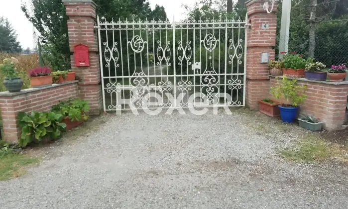 Rexer-Alessandria-Splendido-Casale-Immerso-nel-Verde-Alessandria-Altro