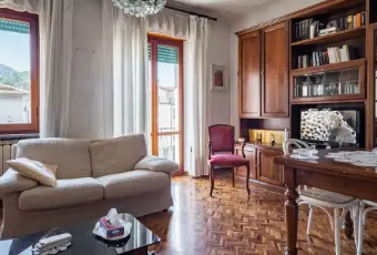 Rexer-Aulla-Appartamento-ampie-dimensioni-centro-storico-Aulla-MS-SALONE
