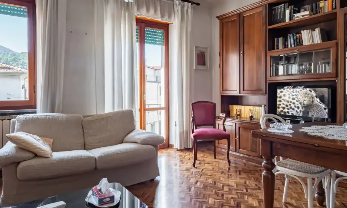 Rexer-Aulla-Appartamento-ampie-dimensioni-centro-storico-Aulla-MS-SALONE