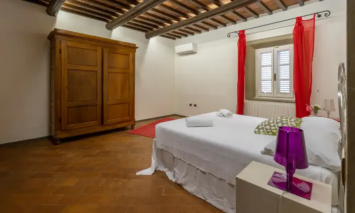 Rexer-San-Miniato-Casale-In-toscana-con-piscina-e-campo-da-tennis-Altro