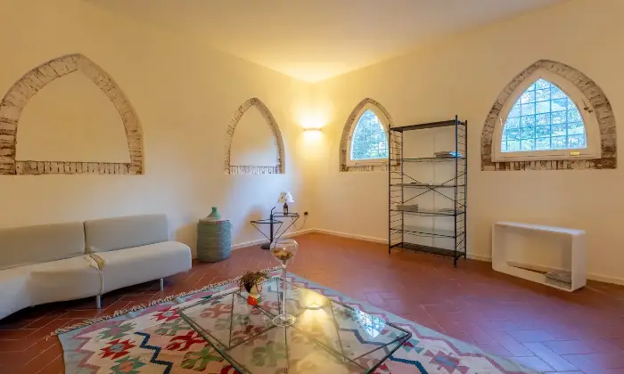 Rexer-San-Miniato-Casale-In-toscana-con-piscina-e-campo-da-tennis-Altro