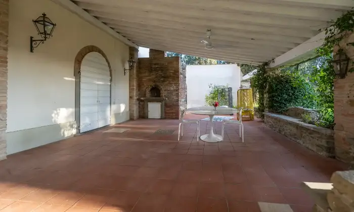Rexer-San-Miniato-Casale-In-toscana-con-piscina-e-campo-da-tennis-Altro
