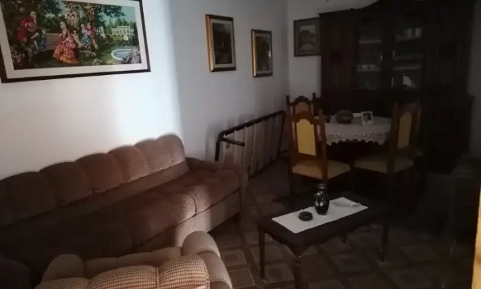 Rexer-Cossoine-Vendo-casa-autonoma-subito-abitabile-Salone