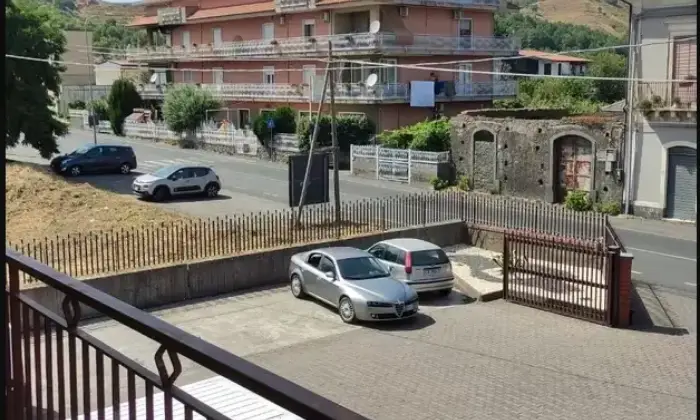 Rexer-Linguaglossa-Appartamento-in-vendita-in-via-Nazionale-a-Linguaglossa-Terrazzo