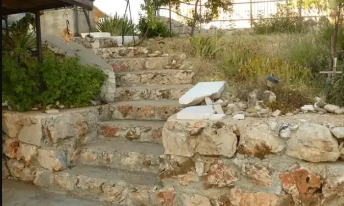 Rexer-San-Nicandro-Garganico-Vendesi-villa-indipendente-con-ettari-di-terreno-a-San-Nicandro-Garganico-FG-Terrazzo