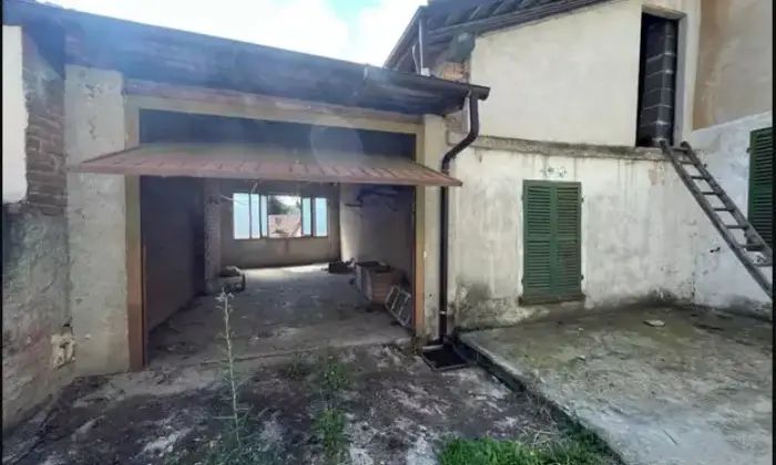 Rexer-Maranzana-Casa-in-vendita-in-via-San-Giovanni-a-Maranzana-Garage