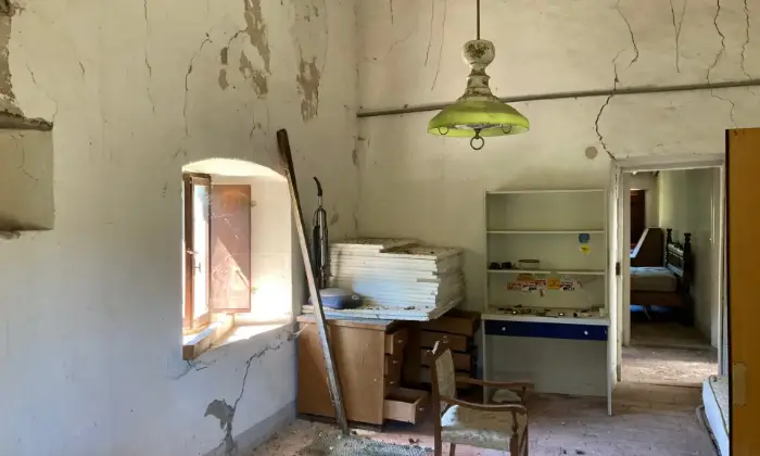 Rexer-Borgo-San-Lorenzo-Vendesi-casale-stile-Toscano-vicino-alla-Faentina-Borgo-San-Lorenzo-CameraDaLetto
