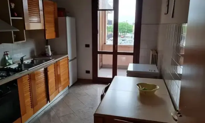 Rexer-Romano-di-Lombardia-Quadrilocale-piano-primo-Cucina