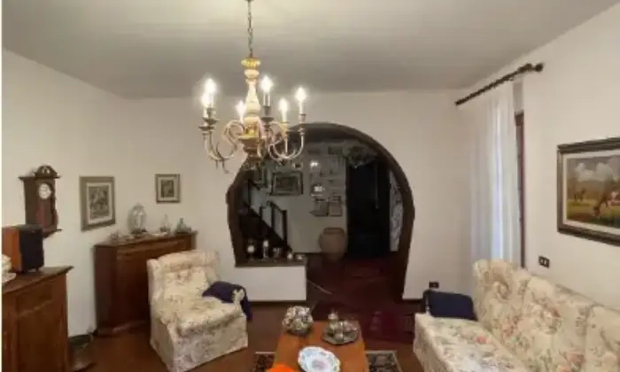 Rexer-Licciana-Nardi-Villetta-bifamiliare-in-via-Monte-Simone-a-Licciana-Nardi-Salone