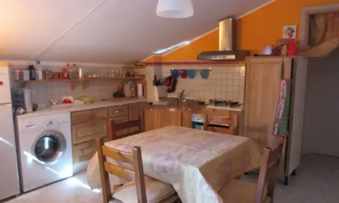 Rexer-Mascali-Attico-in-vendita-in-via-Dottor-Carbone-Mascali-Cucina