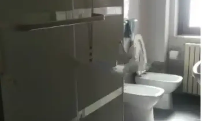 Rexer-Briatico-Bilocale-in-vendita-in-Corso-Regina-Margheritaa-Briatico-Bagno