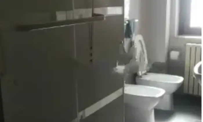 Rexer-Molinara-Bilocale-in-vendita-in-Corso-Regina-Margheritaa-Briatico-Bagno