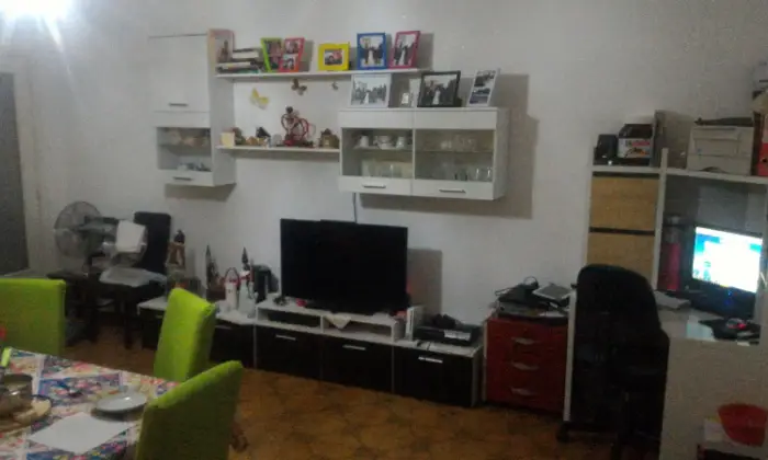 Rexer-Cepagatti-Appartamento-con-due-camere-e-camino-Salone