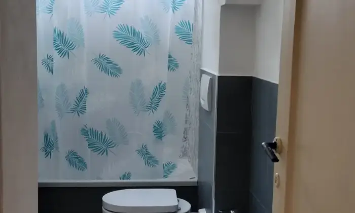 Rexer-La-Spezia-Trilocale-ristrutturato-con-cantina-Bagno