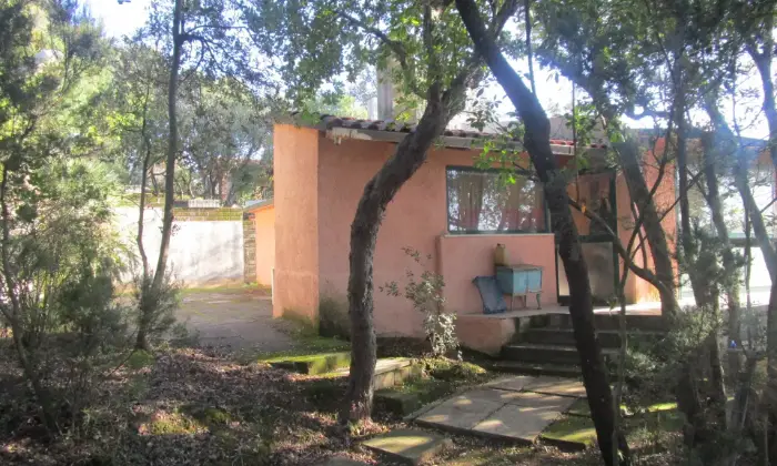 Rexer-Follonica-CIVILE-ABITAZIONE-PERTINENZA-VISTA-MARE-DA-RISTRUTTURARE-Giardino