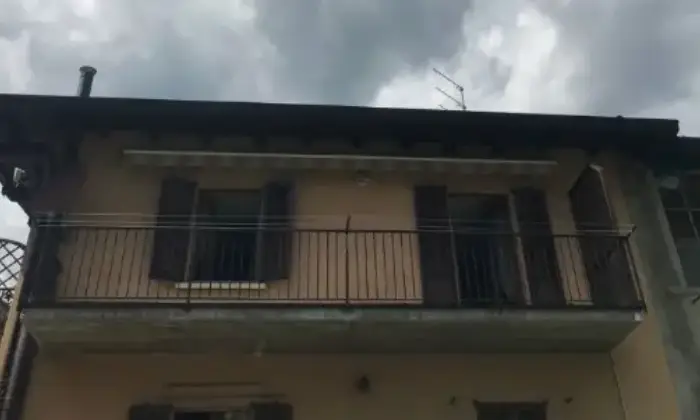 Rexer-Villa-dOgna-Quadrilocale-in-vendita-in-via-G-Donizetti-Villa-dOgna-Balcone