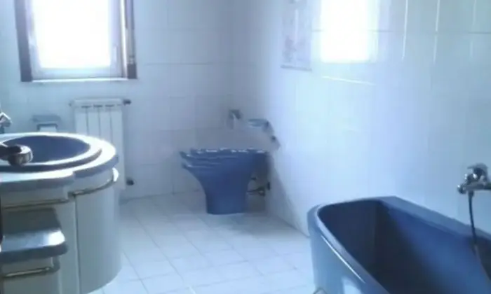 Rexer-Messina-Quadrilocale-in-vendita-in-via-MirullaPistunina-Messina-Bagno