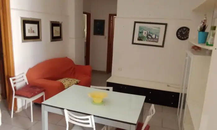 Rexer-Aragona-Vendesi-appartamento-centralissimo-ad-Aragona-AG-Salone