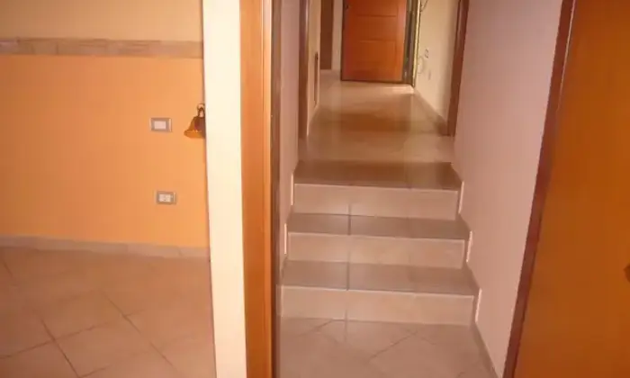 Rexer-Murlo-Appartamento-in-Via-del-Paradiso-Murlo-Corridoio