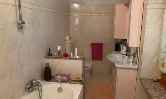 Rexer-Volpeglino-Colline-tortonesi-Casa-indipendente-con-orto-Bagno