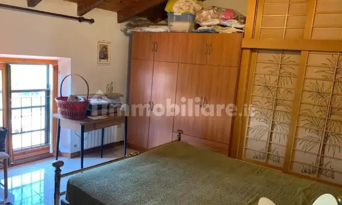 Rexer-Volpeglino-Colline-tortonesi-Casa-indipendente-con-orto-CameraDaLetto