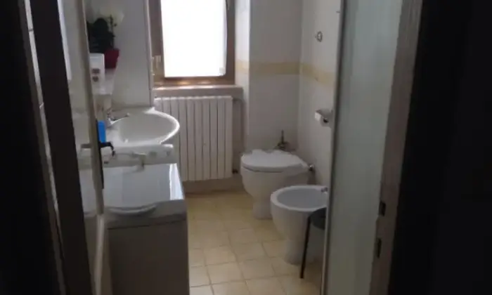 Rexer-Bucchianico-Appartamento-in-vendita-in-via-Santa-Chiara-a-Bucchianico-Bagno