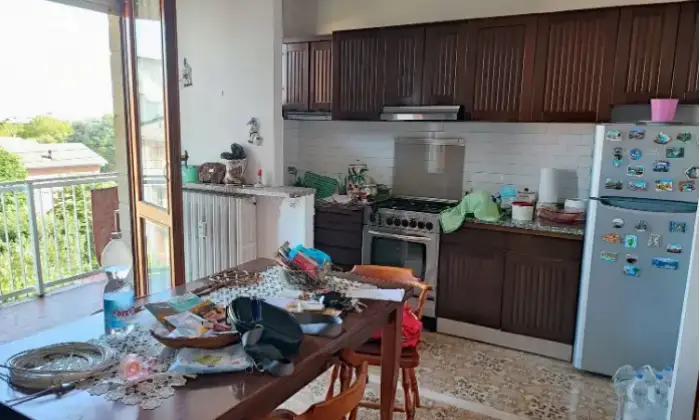 Rexer-Novi-Ligure-Quadrilocale-in-vendita-in-via-Giuseppe-Verdi-a-Novi-Ligure-Cucina