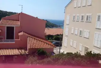 Rexer-Santa-Teresa-Gallura-Trilocale-in-vendita-in-via-Sonnino-Santa-Teresa-Gallura-Terrazzo