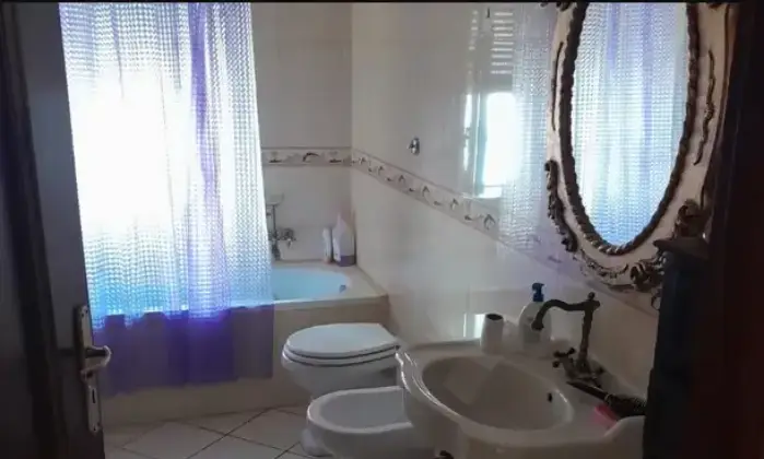 Rexer-Guardia-Sanframondi-Casa-indipendente-guardia-Sanframondi-Bagno