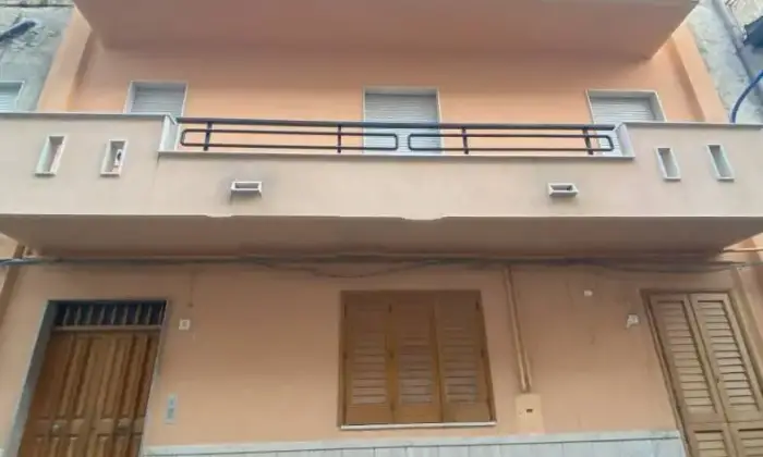 Rexer-Ribera-Monolocale-Piano-via-Pintaloro-Centro-Ribera-Terrazzo