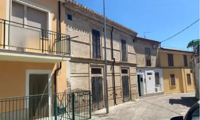 Rexer-Citt-SantAngelo-Casa-di-paese-in-via-della-Fonte-Vecchia-Citt-SantAngelo-Terrazzo