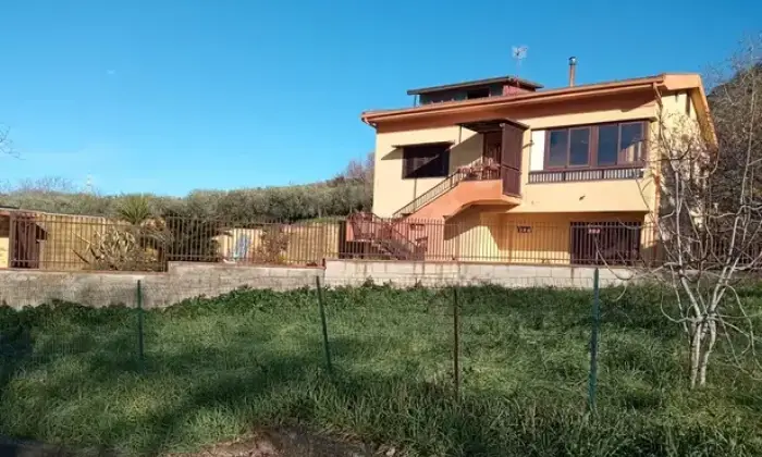 Rexer-Rocchetta-e-Croce-Villa-Casa-indipendente-in-Via-Giuseppe-Garibaldi-Rocchetta-e-Croce-Giardino