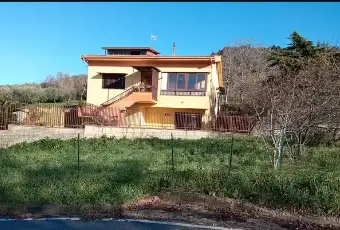 Rexer-Rocchetta-e-Croce-Villa-Casa-indipendente-in-Via-Giuseppe-Garibaldi-Rocchetta-e-Croce-Giardino