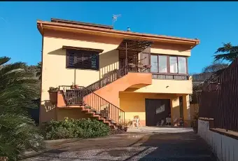 Rexer-Rocchetta-e-Croce-Villa-Casa-indipendente-in-Via-Giuseppe-Garibaldi-Rocchetta-e-Croce-Terrazzo