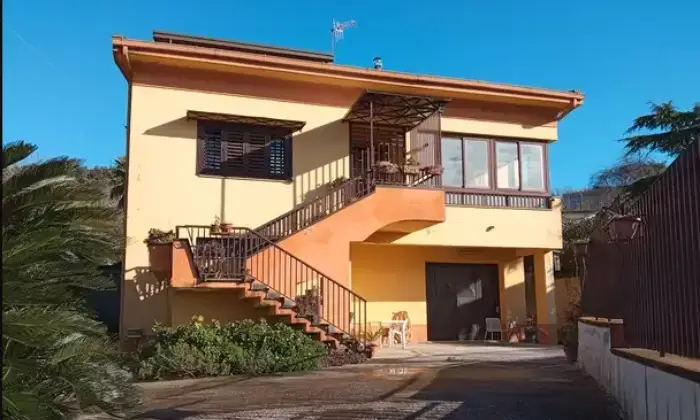 Rexer-Rocchetta-e-Croce-Villa-Casa-indipendente-in-Via-Giuseppe-Garibaldi-Rocchetta-e-Croce-Terrazzo