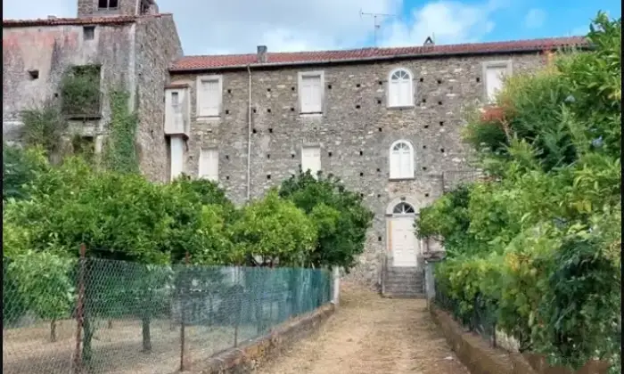 Rexer-Vibonati-Vendesi-rustico-da-ristrutturare-a-VIBONATI-SA-Terrazzo