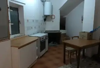 Rexer-Torre-Orsaia-Vendesi-appartamento-al-piano-terra-a-Torre-Orsaia-Cucina