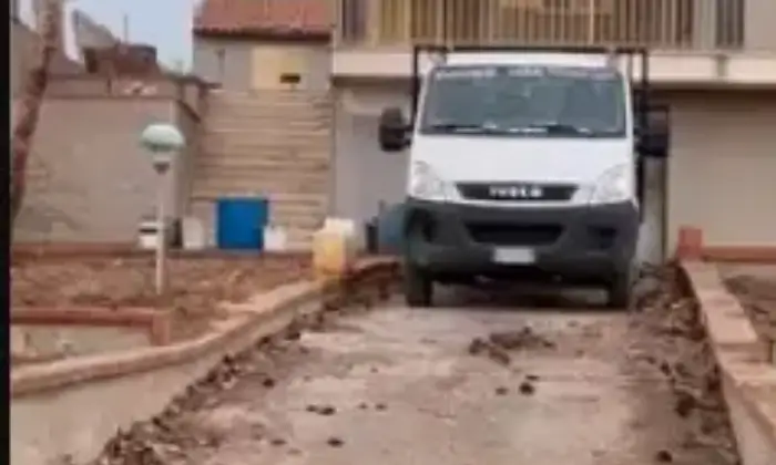 Rexer-Ragusa-Vendesi-villetta-on-tetto-sopra-spiovente-sopra-abitabile-a-RAGUSA-Terrazzo